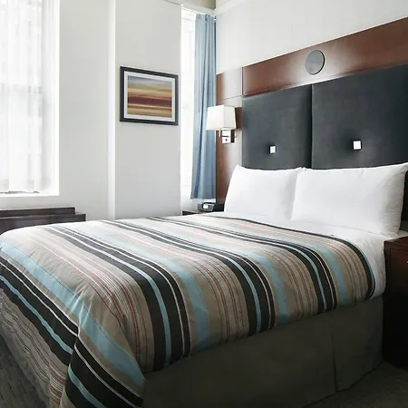 Newly Renovated At Club Quarters Times Square, 4* New York