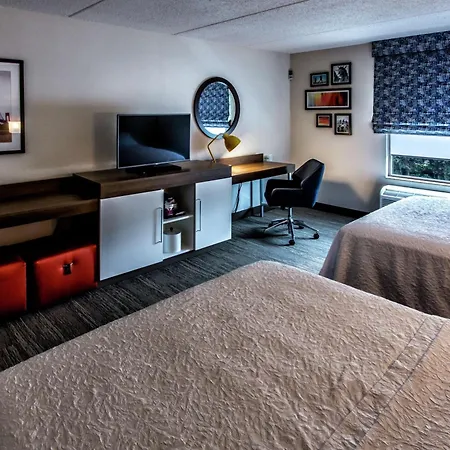 Hampton & Staten Island Hotel 3*