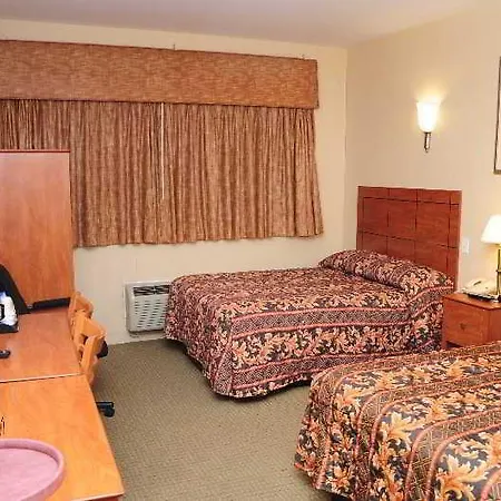 Jfk Hotel 2*