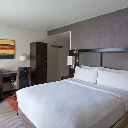 Manhattan Financial District, An Ihg 4*