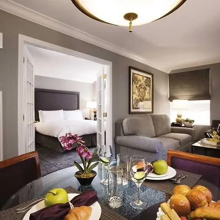 The Manhattan Club Hotel