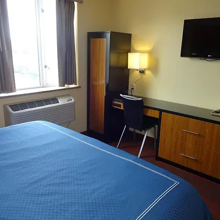 Hotel Bliss - Brooklyn New York