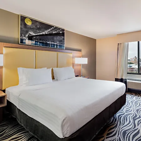 Hotel Express Brooklyn By Ihg 3*