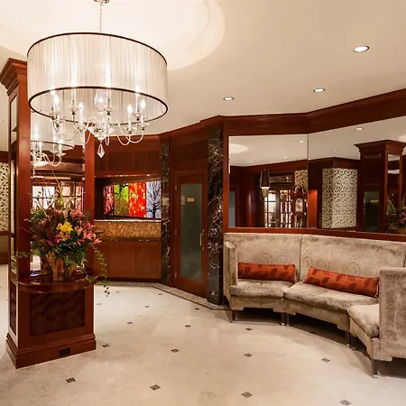 Hotel The Iroquois Times Square, A Small Luxury Hotel New York