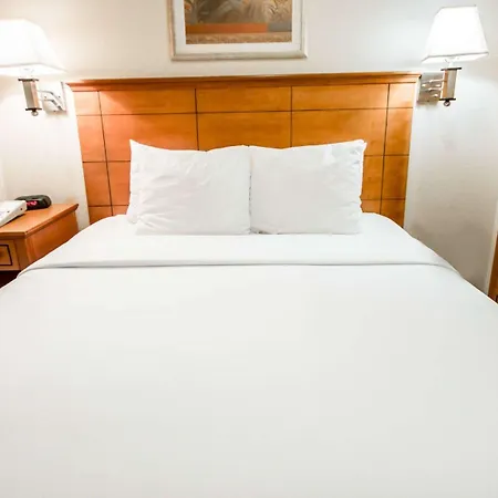 Hotel Econo Times Square 2*