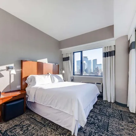 Hotel Vista Lic Hotel, Premier Collection By Western New York