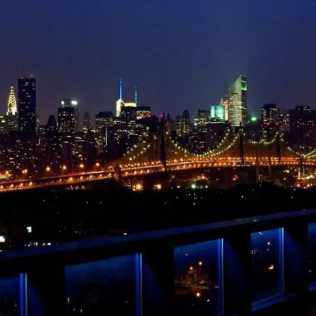 Vista Lic Hotel, Premier Collection By Western 3* New York
