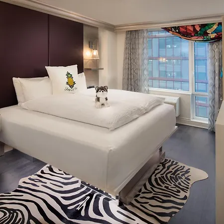 Hotel Staypineapple, An Artful Hotel, Midtown New York