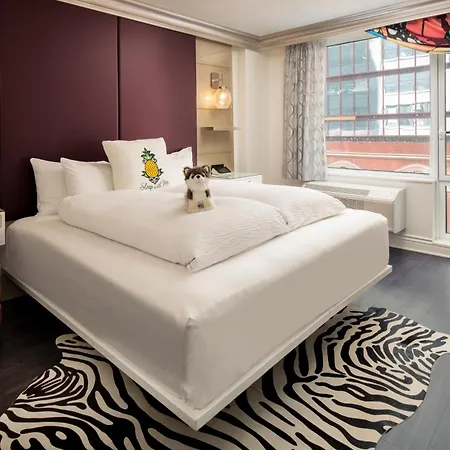 Staypineapple, An Artful Hotel, Midtown Hotel New York