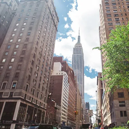 32 32 4* New York