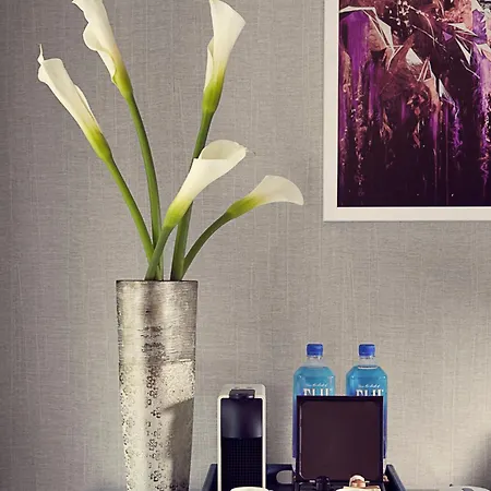 Artezen Hotel