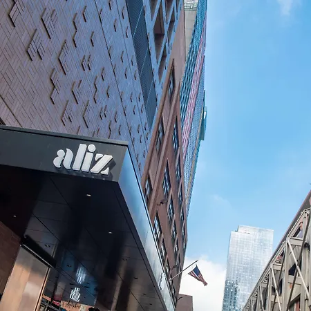 Aliz Times Square 4*