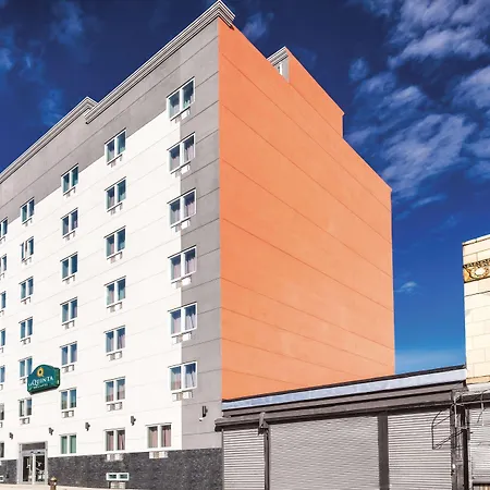 Hotel La Quinta By Wyndham Brooklyn 3*