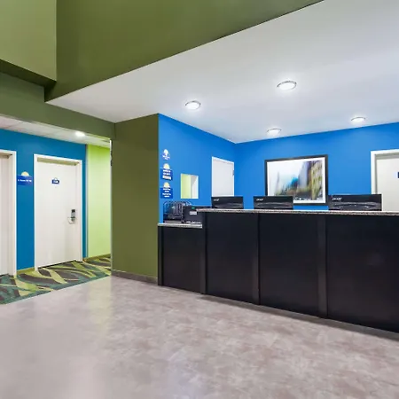 Days & By Wyndham Jamaica Jfk Airport New York