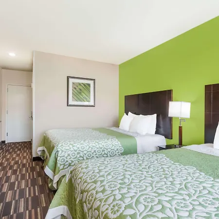 Hotel Days & By Wyndham Jamaica Jfk Airport 2*