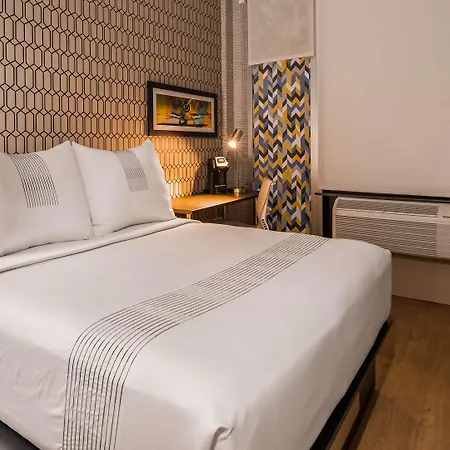 Glo Western Brooklyn Nyc Hotel 3*