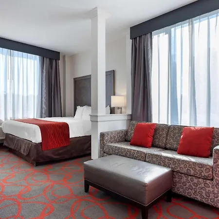 Hotel Comfort & Near Stadium