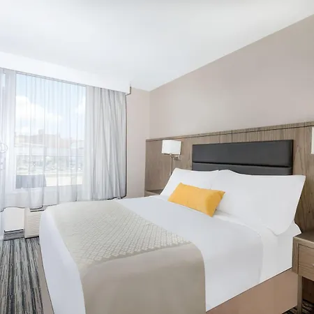 Wyndham Garden Laguardia South New York