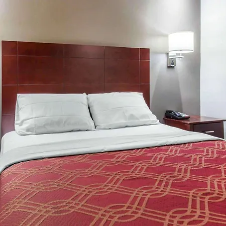 Hotel Econo South Ozone Park