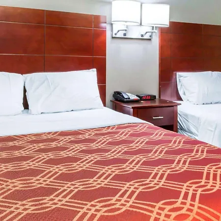 Hotel Econo South Ozone Park