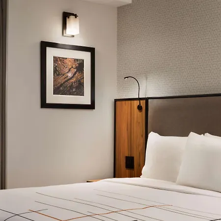 Hotel La Quinta By Wyndham Time Square South