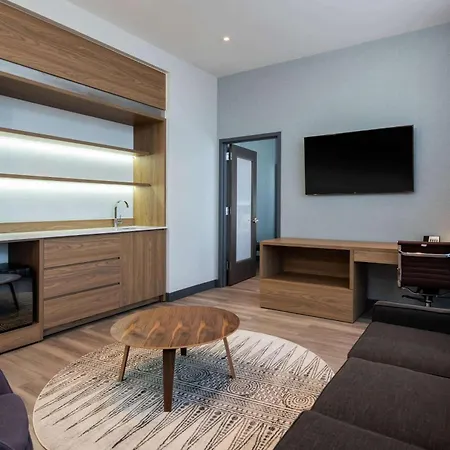 Wingate By Wyndham Long Island