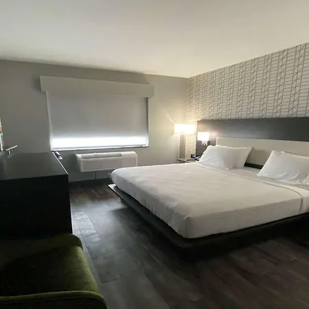 Western Line Hotel