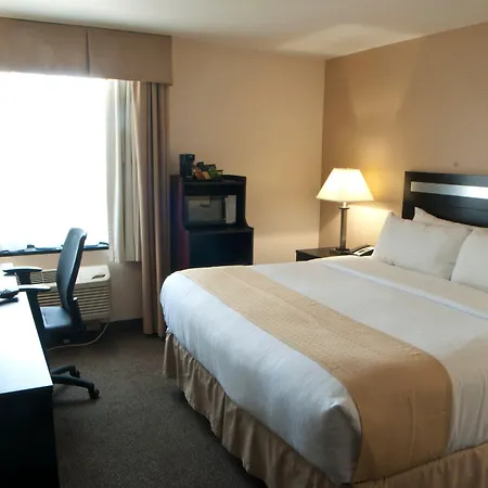 The Laguardia Hotel
