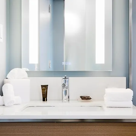 Wingate By Wyndham Bronx Haven Park Hotel New York