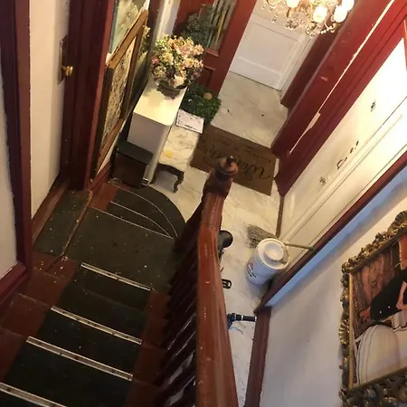 Private In Manhattan