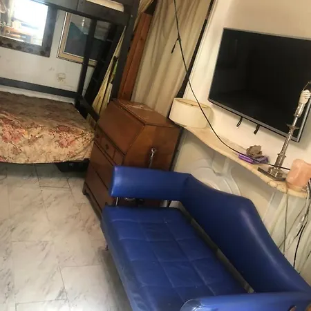 Private In Manhattan *