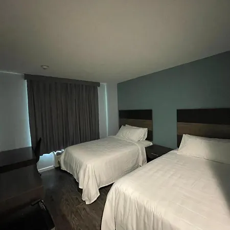 Thatford Hotel 3*