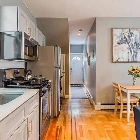 Apartment King Size Bed Fast Wifi 278mbps Bronx Zoo 2 Miles