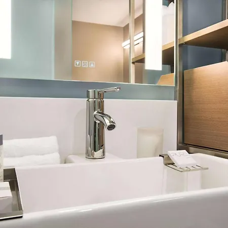 Hotel Wingate By Wyndham Bronx Haven Park 3*