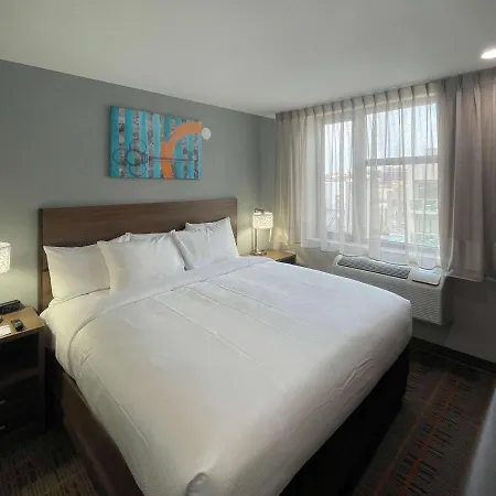 Hotel Mainstay 2*