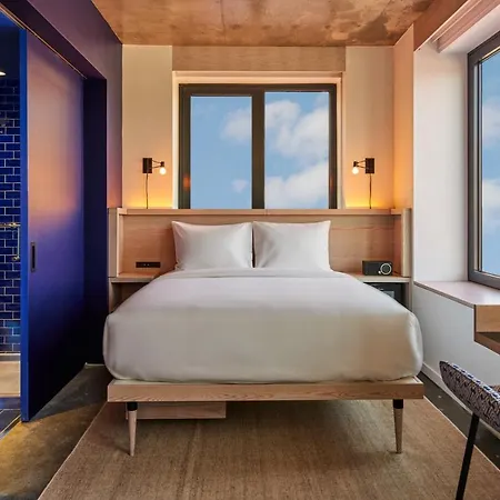 Radio Hotel New York
