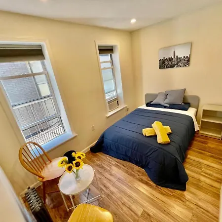 Apartment 2 Bedrooms Apartament 1 Block From Manhattan