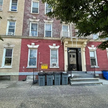 Apartment 2 Bedrooms Apartament 1 Block From Manhattan
