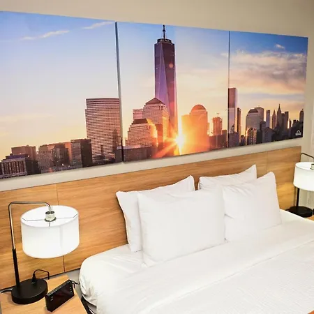 Days By Wyndham Bronx Nyc 3*