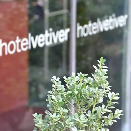 Vetiver / Manhattan Skyline Hotel