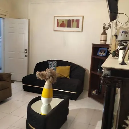Deluxe King Bed & Breakfast New York