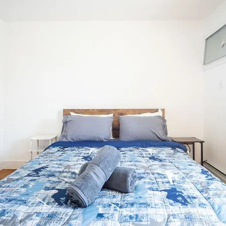 Lovely 3-br In Queens, Near Rockaway *
