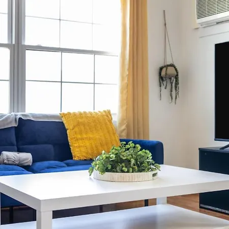 Lovely 3-br In Queens, Near Rockaway * New York