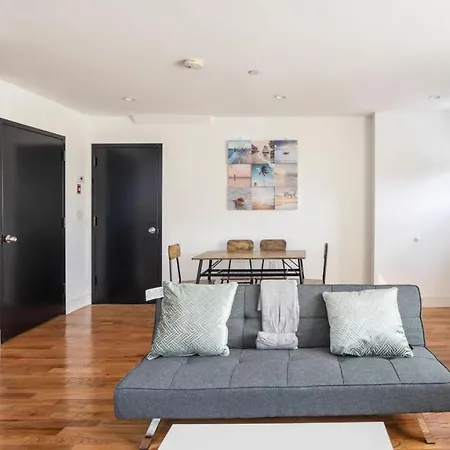 Lovely 3-br In Queens, Near Rockaway New York