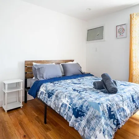 Apartment Lovely 3-br In Queens, Near Rockaway New York