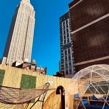 And The City, Rooftop View New York