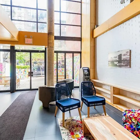 Orchard Street Hotel