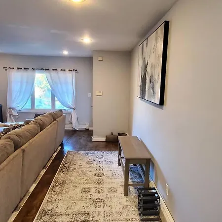 Apartment Quiet 3 Bedroom In Private *