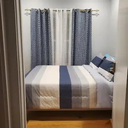 Guest house Located 10 Minutes From Jfk Airport *