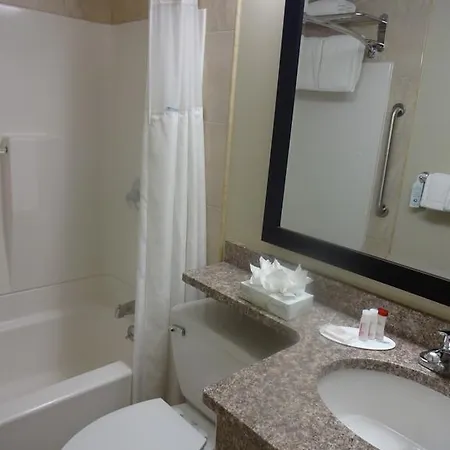 Ramada By Wyndham Staten Island